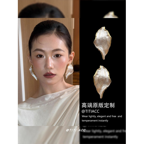 歐美金屬誇張肌理感方形耳環小衆復古立體藝術耳飾耳墜耳釘配飾女 歐美金屬誇張肌理感方形耳環小衆復古立體藝術耳飾耳墜耳釘配飾女