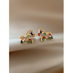 設計感彩虹鋯石小馬耳釘女小巧精緻簡約高級感小衆耳環減齡耳飾品