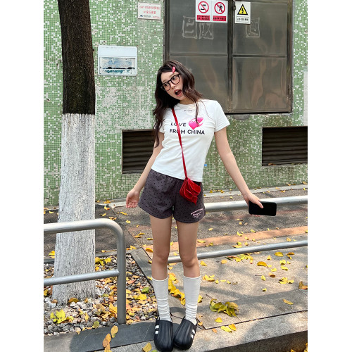 FORUYES官方店 美式復古校園風標語刺綉波點女ins潮修身休閒短褲