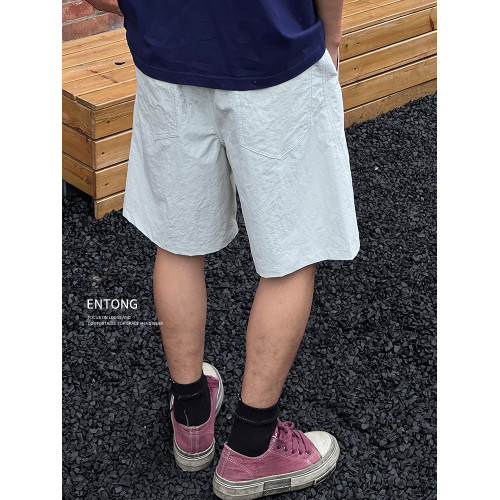 Entong夏季薄款涼感白色休閒短褲男夏外穿冰絲新款運動寬鬆五分褲