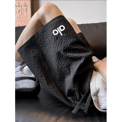 高檔夏季薄款男士短褲2025新款美式泡泡紗潮牌休閒五分褲寬鬆中褲