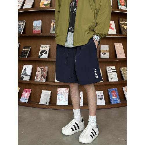 MANCHER 夏季舒適透氣速乾短褲男防水多色基本款戶外沙灘五分褲潮