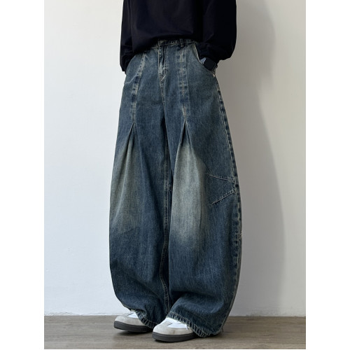 JOYZONE美式復古水洗褶皺設計牛仔褲男女寬鬆濶腿褲休閒彎刀長褲