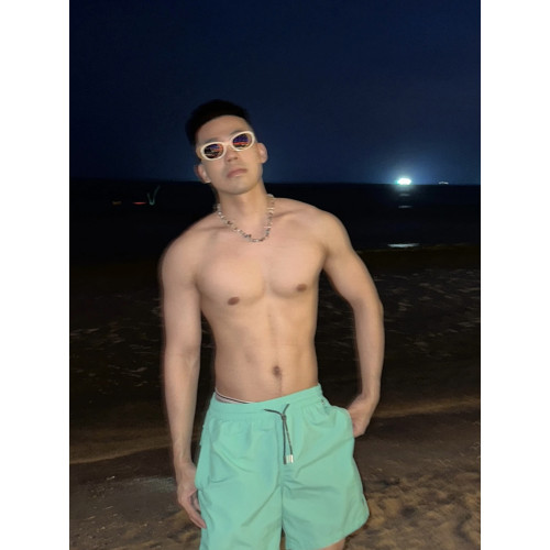 夏日海邊沙灘螃蟹刺綉速乾四分褲男美式休閒寬鬆運動不過膝短褲