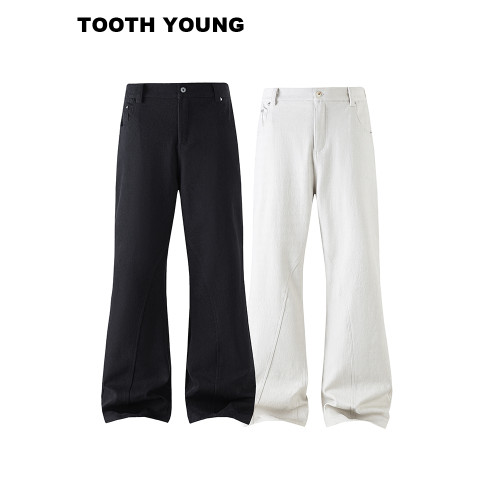 鄭一愛穿搭【顯瘦黑武士2.0】微彈男純色寬鬆休閒微喇大碼牛仔褲