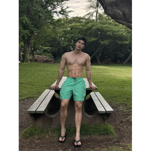 夏日海邊沙灘“小螃蟹”刺綉速乾五分褲男運動健身不過膝短褲情侶