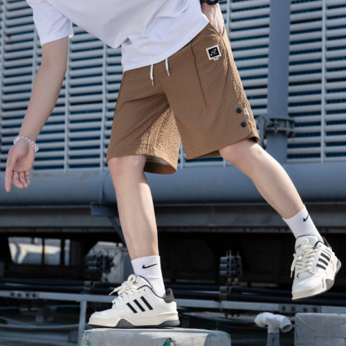夏季2025年新款短褲男士冰絲薄款韓版休閒寬鬆五分褲男裝運動褲子