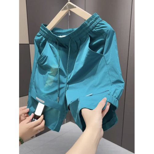 2025夏季新款男士休閒短褲立體裁剪透氣設計男士高級感打孔五分褲