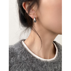 DOUDOUSTORE日韓小巧簡約銀色水滴耳釘日常通勤耳環耳飾女