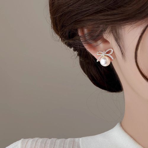 蝴蝶結珍珠精緻耳環2026新款爆款高級感耳釘女爆款網紅耳飾女人味 蝴蝶結珍珠精緻耳環2026新款爆款高級感耳釘女爆款網紅耳飾女人味