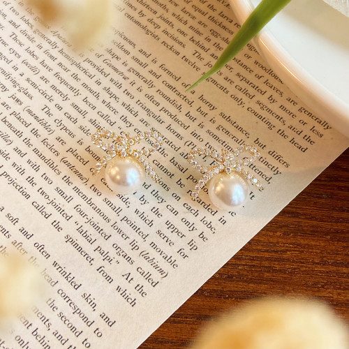 蝴蝶結珍珠精緻耳環2026新款爆款高級感耳釘女爆款網紅耳飾女人味 蝴蝶結珍珠精緻耳環2026新款爆款高級感耳釘女爆款網紅耳飾女人味