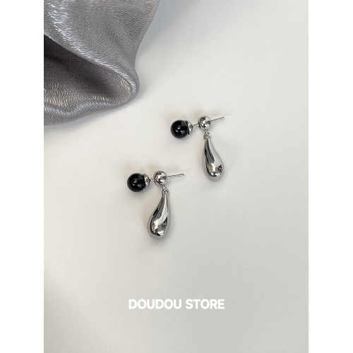 DOUDOUSTORE黑瑪瑙兩戴金屬水滴耳環簡約休閒中性甜酷少女 DOUDOUSTORE黑瑪瑙兩戴金屬水滴耳環簡約休閒中性甜酷少女