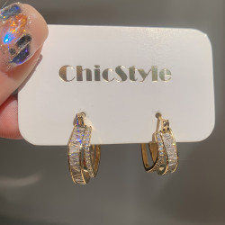 2023年新款港風輕奢超閃鋯石幾何方形高級感耳環設計感氣質耳圈女