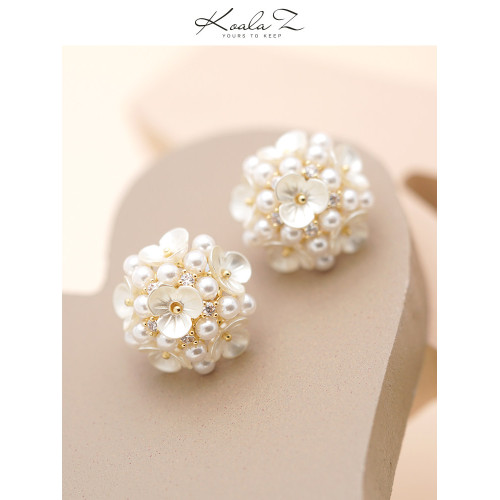 【花團錦簇】日系綉球花朵花瓣甜美耳環無耳洞耳夾女耳釘蚊香盤