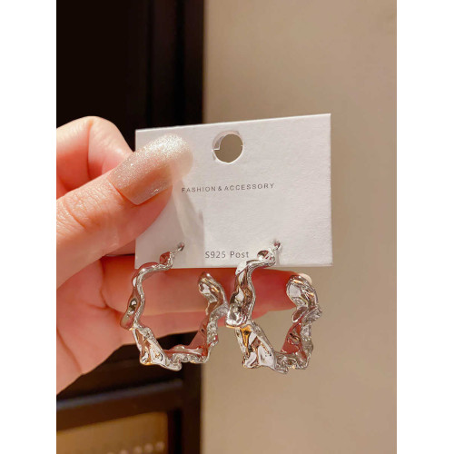 高級感圓圈耳圈耳環耳夾無耳洞小衆獨立設計師金屬褶皺誇張耳釘 高級感圓圈耳圈耳環耳夾無耳洞小衆獨立設計師金屬褶皺誇張耳釘