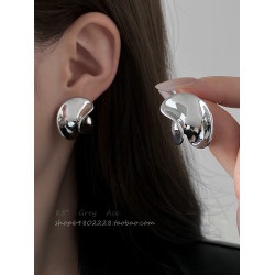 小衆設計螺旋金屬耳釘女2026新款爆款冷淡風耳環氣質高級感耳飾品