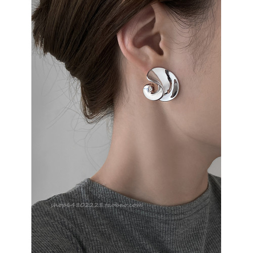 小衆設計螺旋金屬耳釘女2026新款爆款冷淡風耳環氣質高級感耳飾品