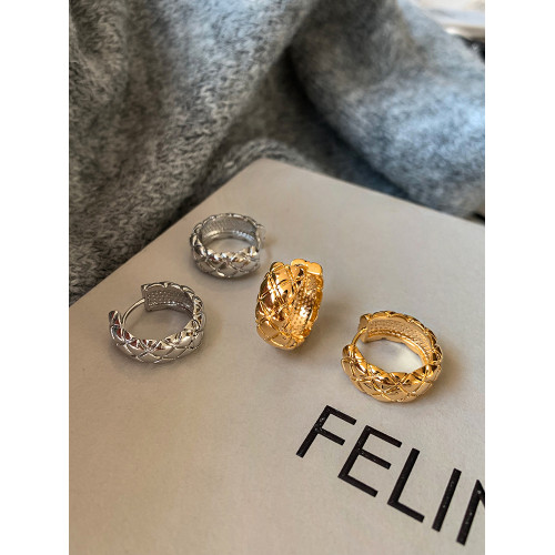 劉亦菲同款金色菱格圈圈耳環女高級2026新款高級感金屬耳圈耳飾 劉亦菲同款金色菱格圈圈耳環女高級2026新款高級感金屬耳圈耳飾