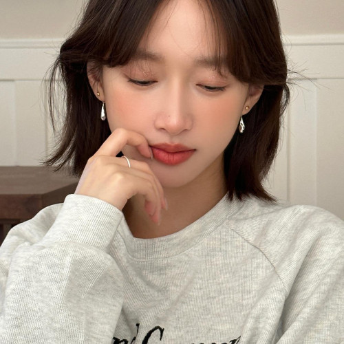 水滴耳環2026新款爆款高級感輕奢氣質銀針耳釘小衆設計耳墜耳飾女