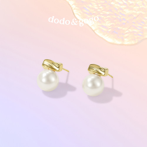 DODOGOGO流光珍珠耳釘女士巨好看耳環2026新款爆款高級感輕奢耳飾