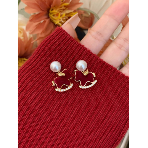 冬季可愛絲絨小馬珍珠耳環無耳洞耳夾女紅色新年本命年禮物耳飾品