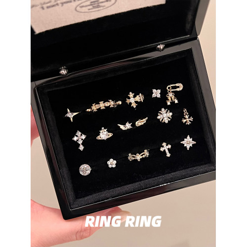 RINGRING商店耳骨釘醫用鈦鋼耳釘養耳洞耳蝸釘秋冬金色耳飾女耳圈