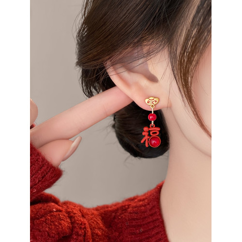 馬上有錢本命年小馬無耳洞耳夾耳環2026新款爆款高級感耳釘耳飾女