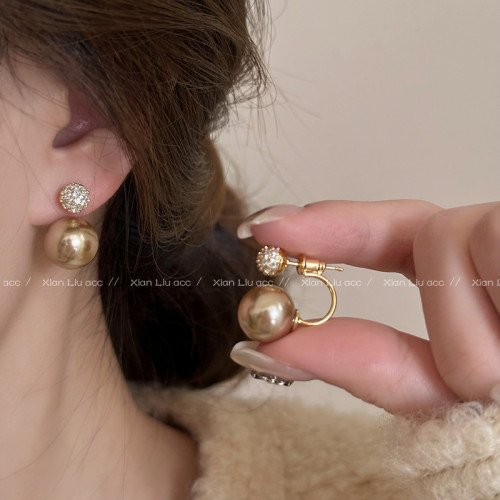 一款兩戴珍珠耳環2026新款爆款高級感獨特耳釘女輕奢氣質大氣耳飾 一款兩戴珍珠耳環2026新款爆款高級感獨特耳釘女輕奢氣質大氣耳飾