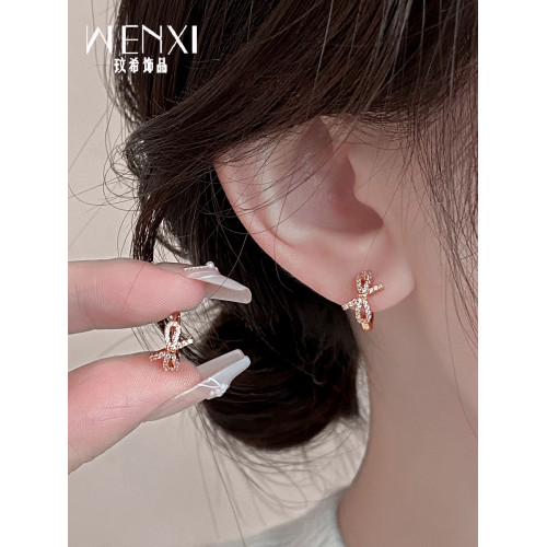 玫瑰金蝴蝶結耳釦小巧精緻耳環秋冬女小衆獨特耳釘2026新款潮耳飾 玫瑰金蝴蝶結耳釦小巧精緻耳環秋冬女小衆獨特耳釘2026新款潮耳飾