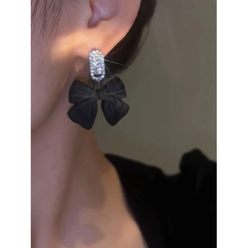 銀針鋯石甜酷耳環2026新款爆款網紅高級感誇張黑色耳飾蝴蝶結耳墜