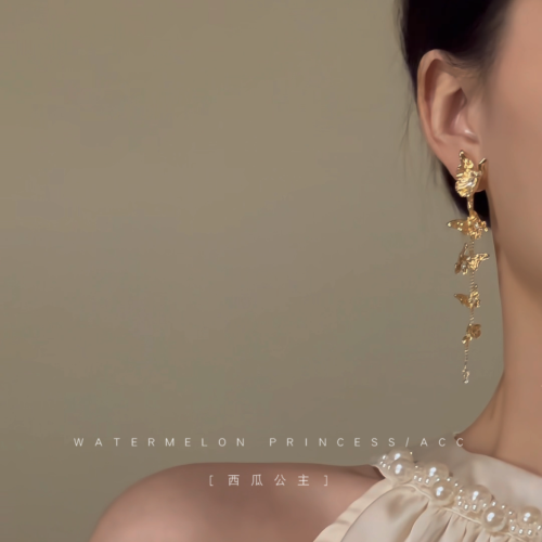 「月蝶鎏金」金色蝴蝶耳環女高級感流蘇耳墜液態金屬復古法式耳飾