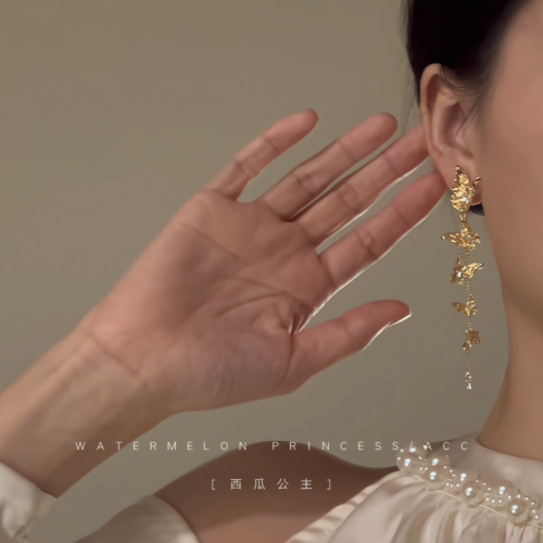 「月蝶鎏金」金色蝴蝶耳環女高級感流蘇耳墜液態金屬復古法式耳飾