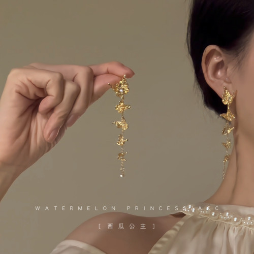 「月蝶鎏金」金色蝴蝶耳環女高級感流蘇耳墜液態金屬復古法式耳飾