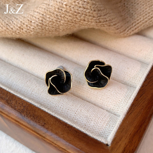 黑色山茶花耳釘小香風耳飾女氣質小衆設計獨特秋冬耳環高級感輕奢