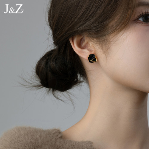 黑色山茶花耳釘小香風耳飾女氣質小衆設計獨特秋冬耳環高級感輕奢