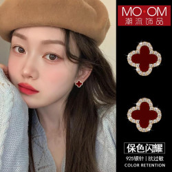 酒紅色四葉草耳釘女輕奢高級感氣質耳環大氣耳夾耳飾2025新款爆款