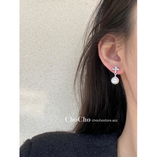 chocho/歐陽娜娜同款珍珠耳環小衆設計高級感百搭個性耳釘耳飾女 chocho/歐陽娜娜同款珍珠耳環小衆設計高級感百搭個性耳釘耳飾女