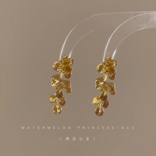 「鎏金碎葉」金色葉子耳環2026新款爆款高級感花朵流蘇復古耳飾女