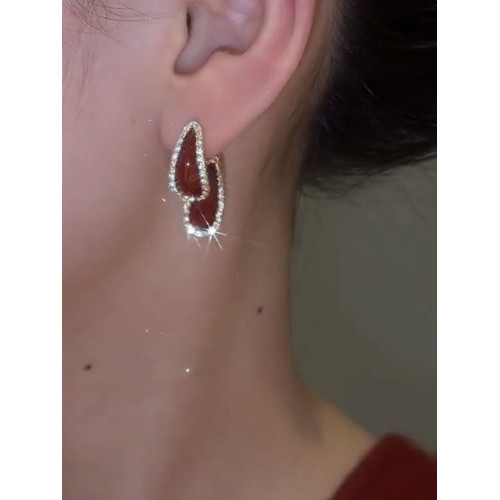 一款兩戴紅色水滴耳環復古氣質後掛式獨特小衆設計感高級耳釘耳飾