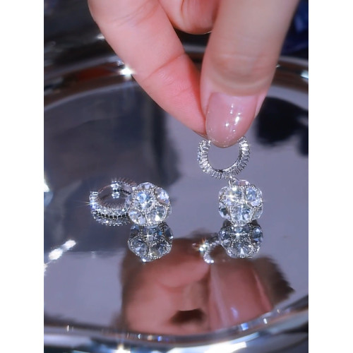 高級感銀色鑽球耳釦耳環女設計感網紅百搭耳飾簡約防過敏大氣耳墜