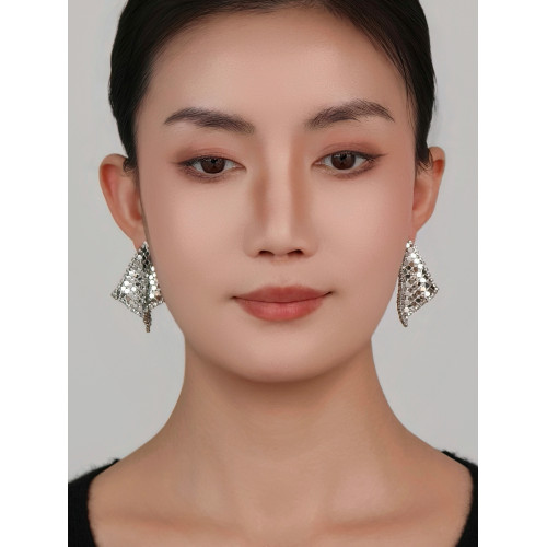 魔毯爆閃鱗片小方巾金色巨好看耳環女款2025新款秋冬誇張耳飾耳墜 魔毯爆閃鱗片小方巾金色巨好看耳環女款2025新款秋冬誇張耳飾耳墜