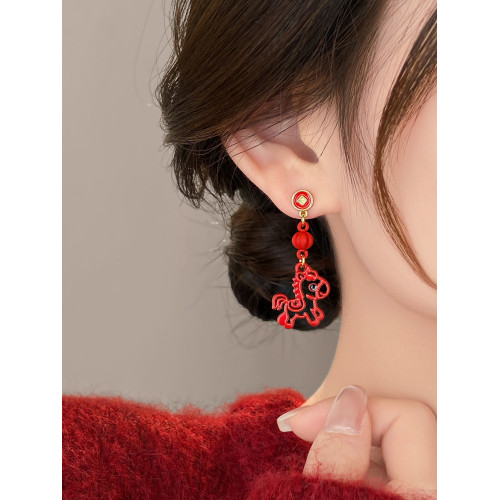 馬上有錢生肖獨特小馬新年輕奢耳環2025新款爆款高級感耳釘耳飾女