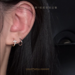 「氛圍感」醫學用級鈦鋼十字架素圈耳釘耳環養耳洞專用睡覺不用摘