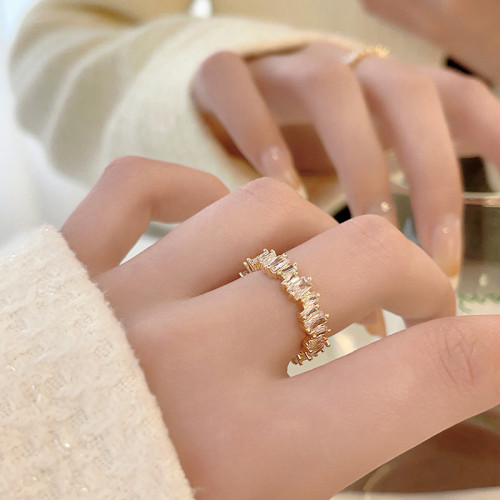 金色高級感鋯石開口戒指女2026新款爆款食指環輕奢小衆設計飾品