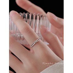 S925銀飾戒指女款輕奢高級感食指素圈2025新款爆款小衆設計可調節