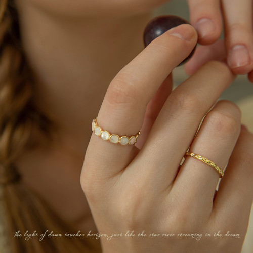 AIR-HORIZON天然貝殼戒指女小衆設計高級感輕奢時尚白貝母食指戒 AIR-HORIZON天然貝殼戒指女小衆設計高級感輕奢時尚白貝母食指戒