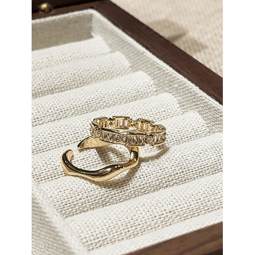 金色鋯石戒指女小衆設計輕奢幾何素圈戒指女時尚個性食指指環開口 金色鋯石戒指女小衆設計輕奢幾何素圈戒指女時尚個性食指指環開口