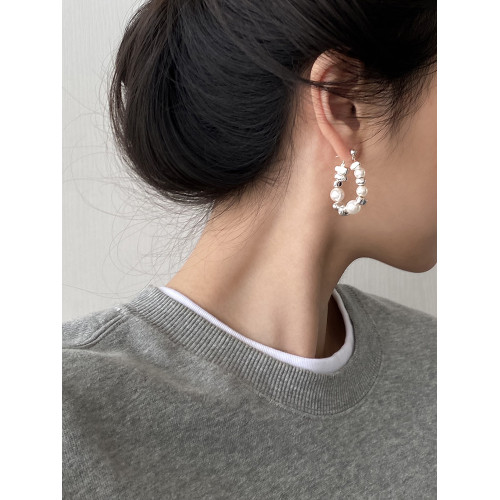 DOUDOUSTORE碎銀子珍珠白設計感不規則耳環女簡約百搭春夏耳飾
