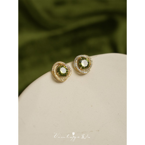 「萊茵河畔」法式優雅復古高級感閃耀宴會鋯石橄欖綠耳釘/耳夾女