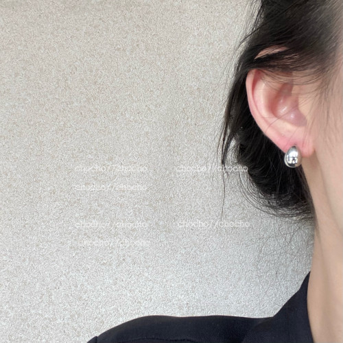 chocho/小水滴 高級感輕奢氣質簡約百搭金銀耳環女小衆冷淡風耳飾 chocho/小水滴 高級感輕奢氣質簡約百搭金銀耳環女小衆冷淡風耳飾